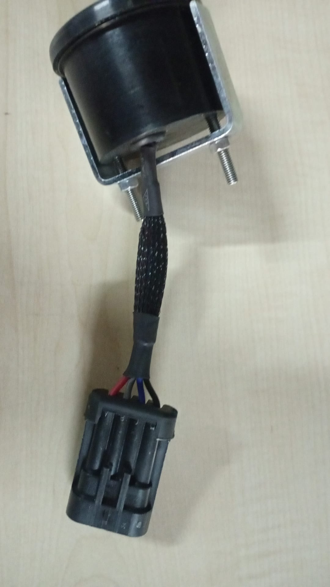 - C.BM90898